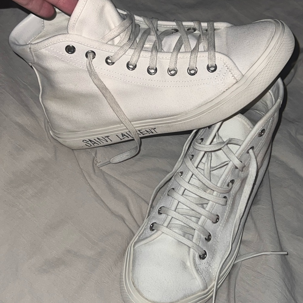 Malibu women’s high top saint laurent sneakers - Picture 5 of 8